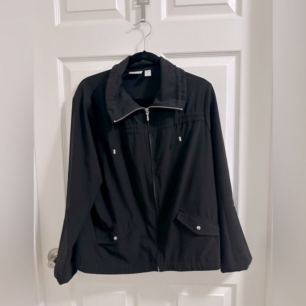 Zenergy by Chico’s Black Zip Lightweight Jacket size 2 - Picture 1 of 7